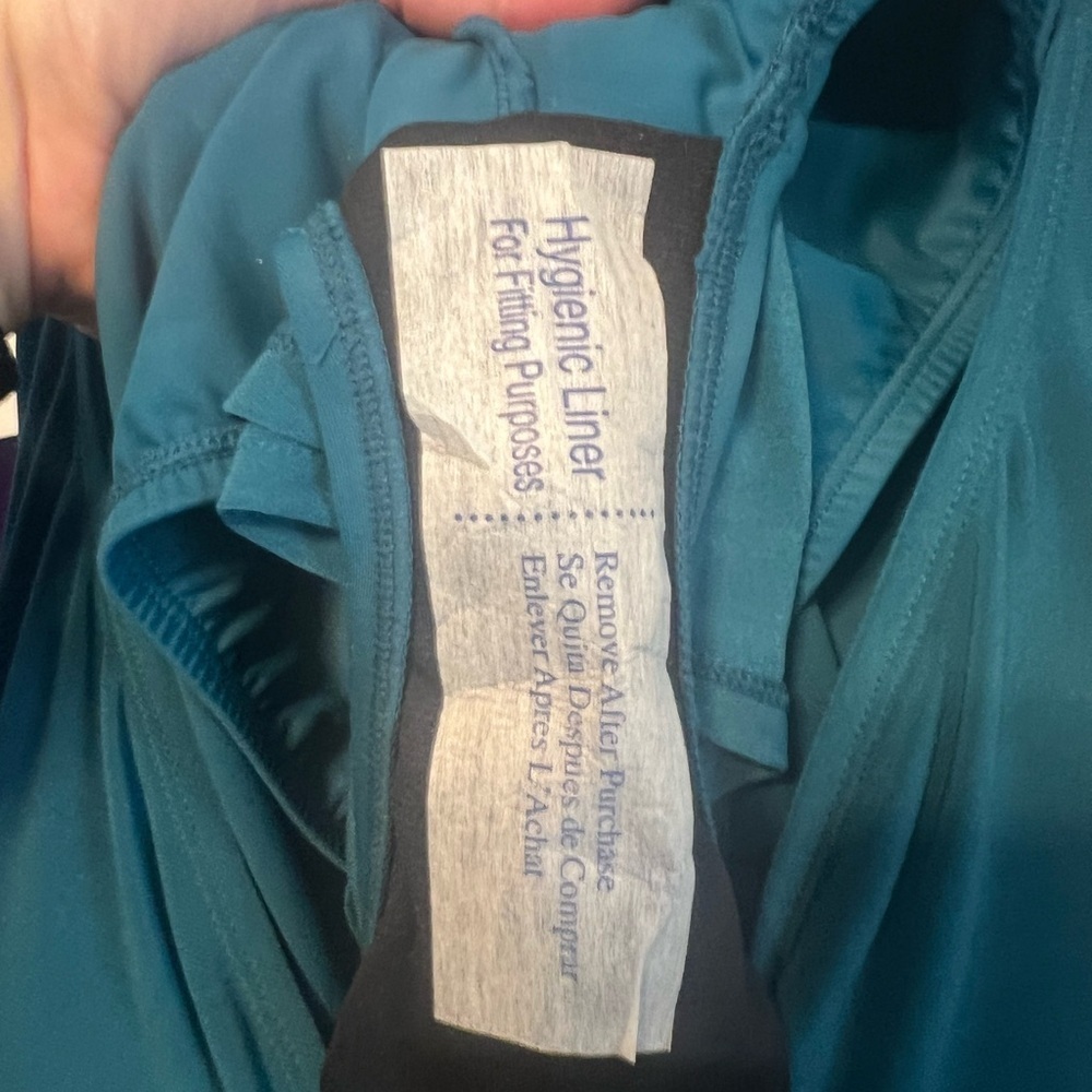 Plus Size Simply Slim One Piece Swimsuit NWT - Picture 8 of 8